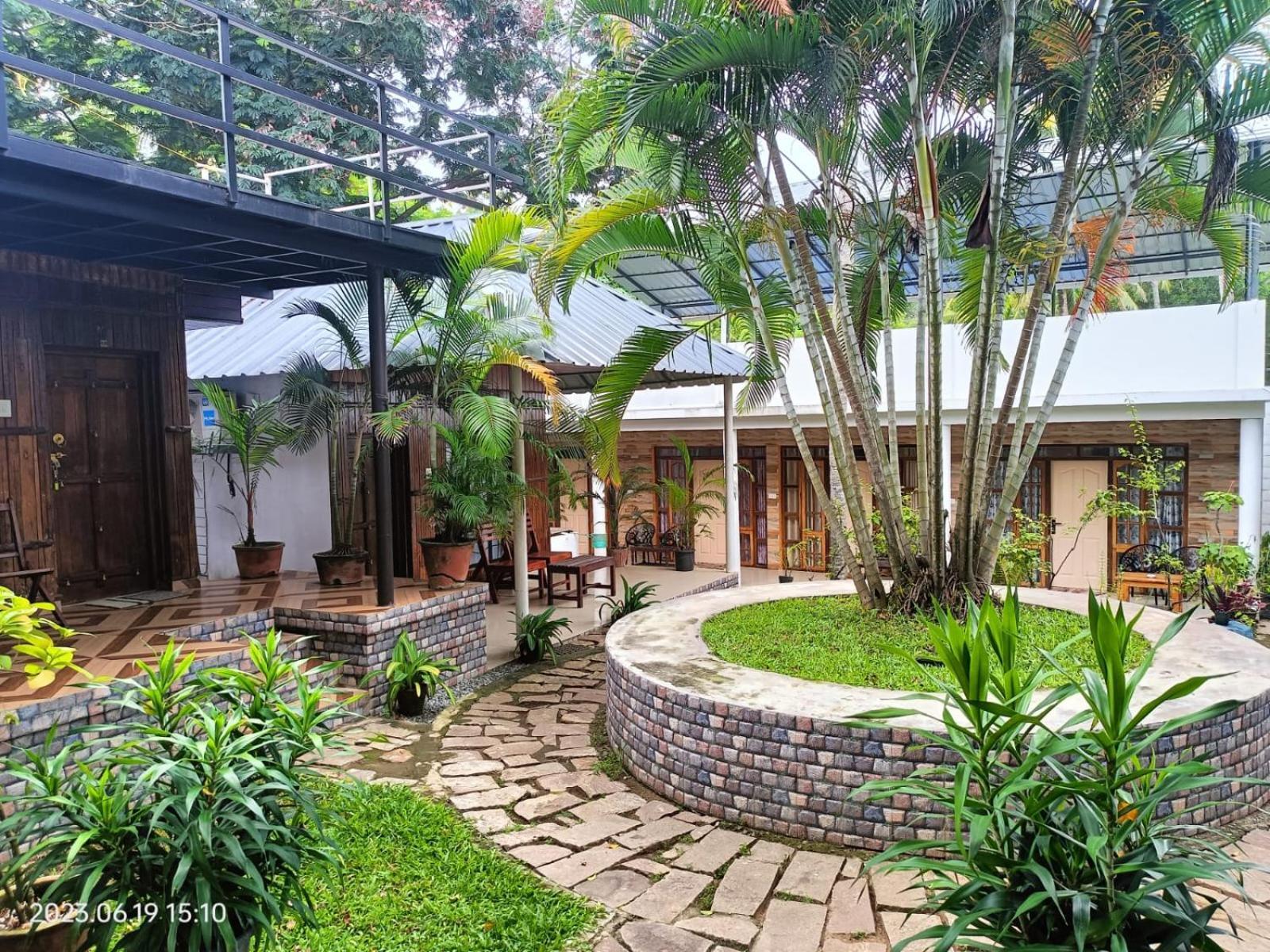 Puthooram Seaview Cliff Resort Varkala Bagian luar foto
